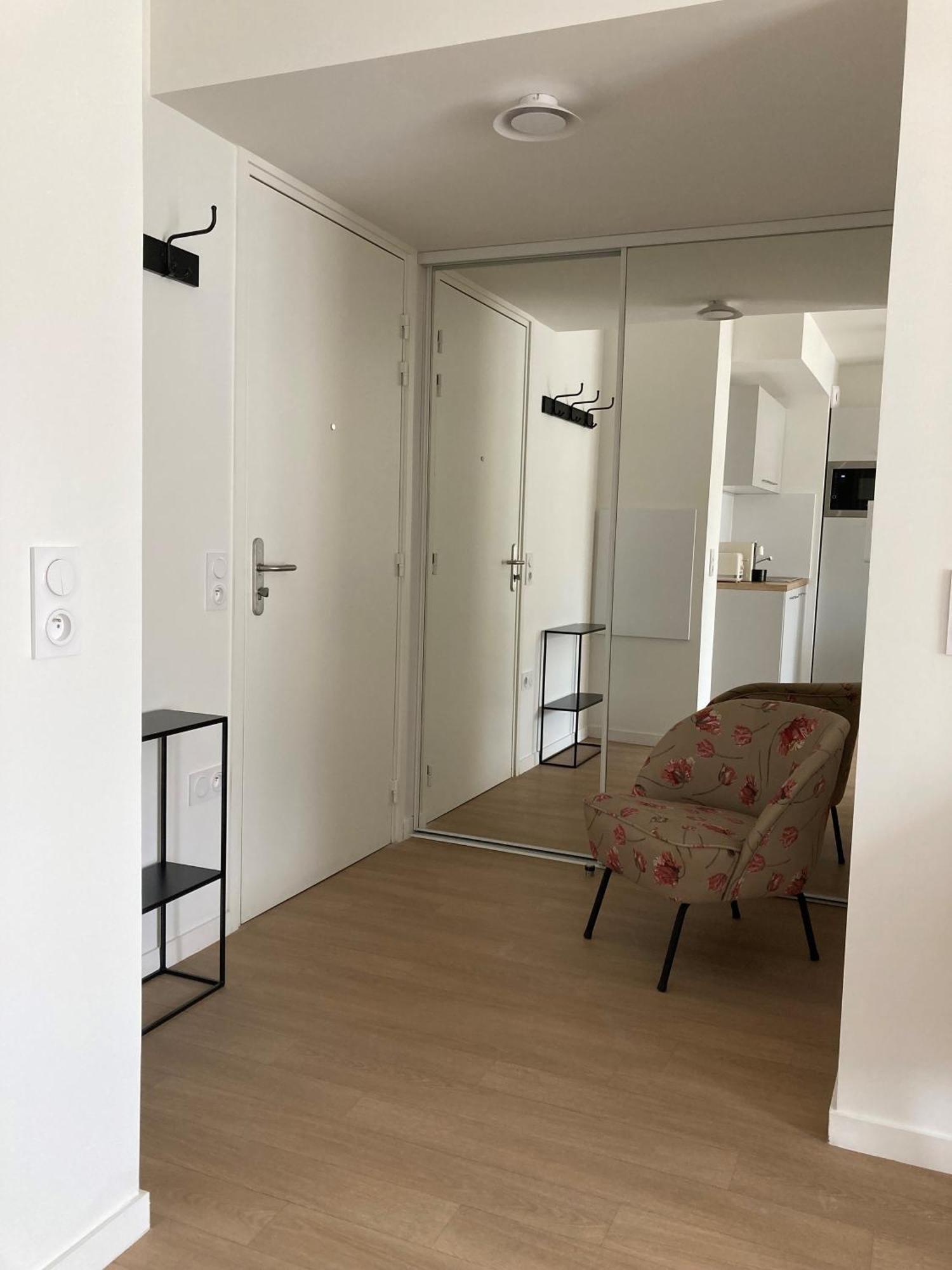 Cazam Paris Saint Ouen Aparthotel Buitenkant foto